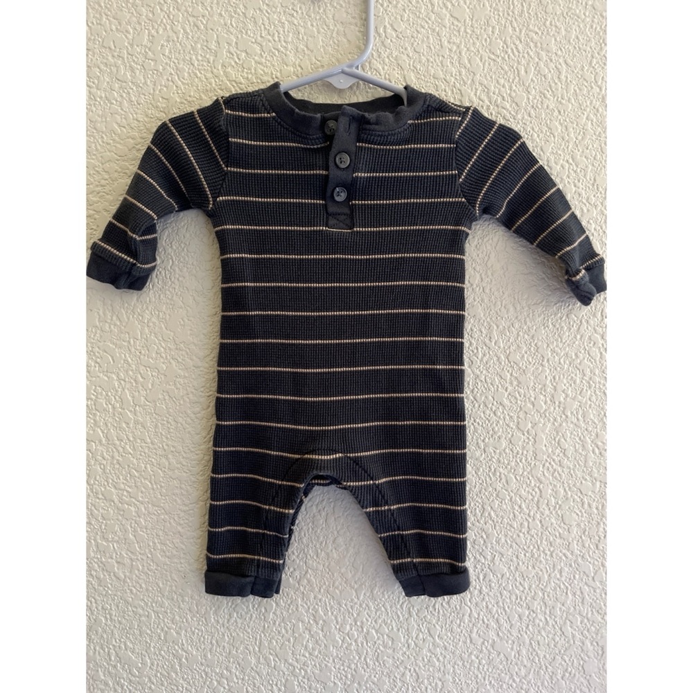 Old Navy Baby Waffle Knit One Piece Size 0-3 Months